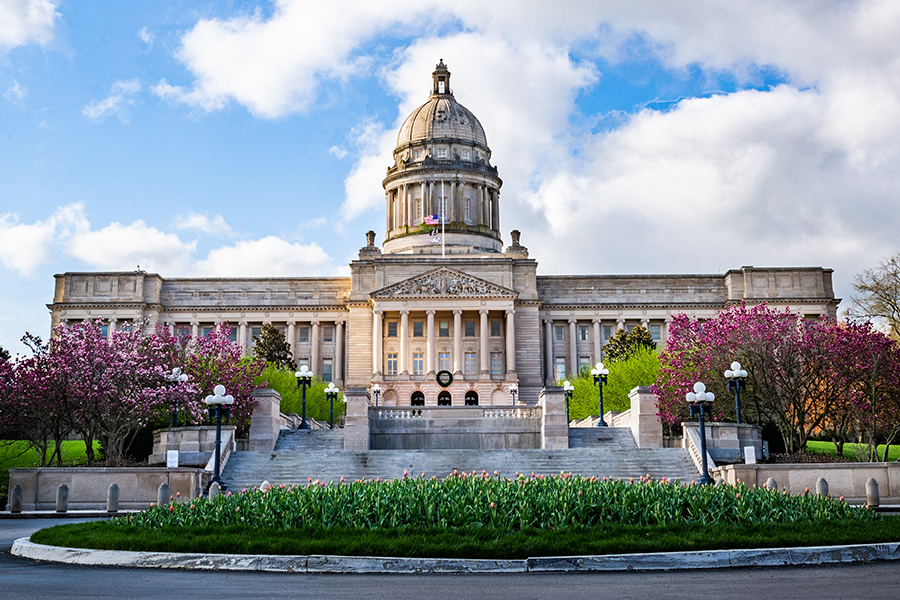 Kentucky Governor Signs Tobacco, Nicotine, and Vapor Product Licensing Bill Into Law