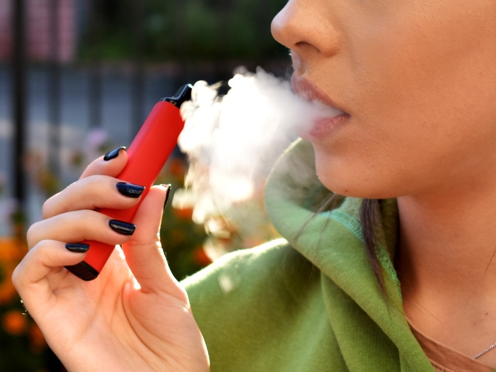 Report: 43% of 546 Canadian specialty vape shops found non-compliant in federal inspections