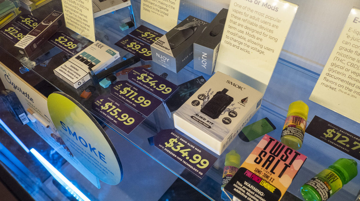 Kansas Senate approves tougher vape rules to target unlicensed products and child-directed ads
