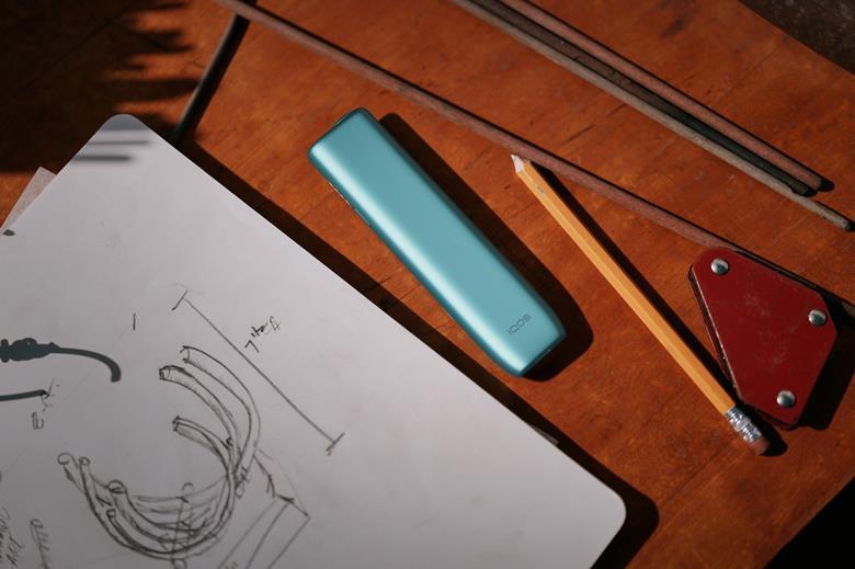 PMI launches IQOS Iluma i One in the UK, compatible with TEREA tobacco sticks
