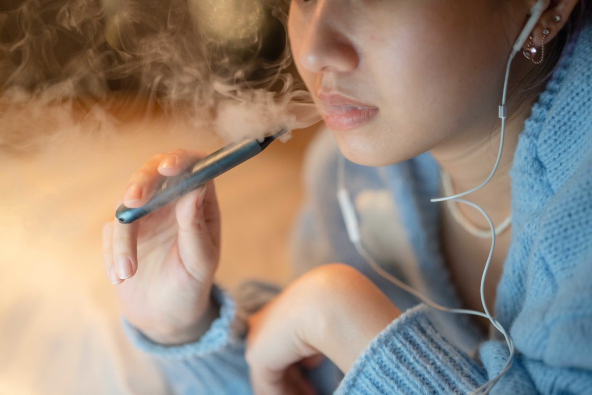 Netherlands plans to raise nicotine purchase age to 21, including vapes