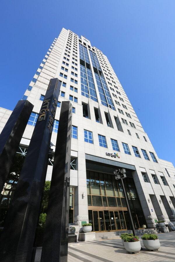 BlackRock Enters Top Shareholder Ranks as KT&G Holding Reaches 5.01%